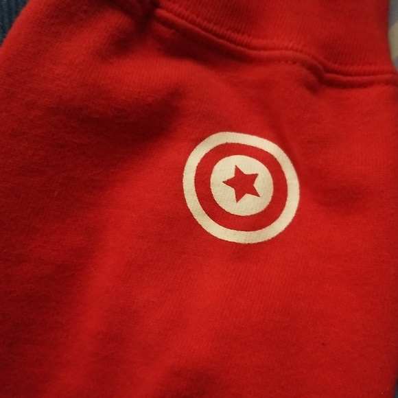 Red A Bathing Ape Sweater - Picture 5 of 11